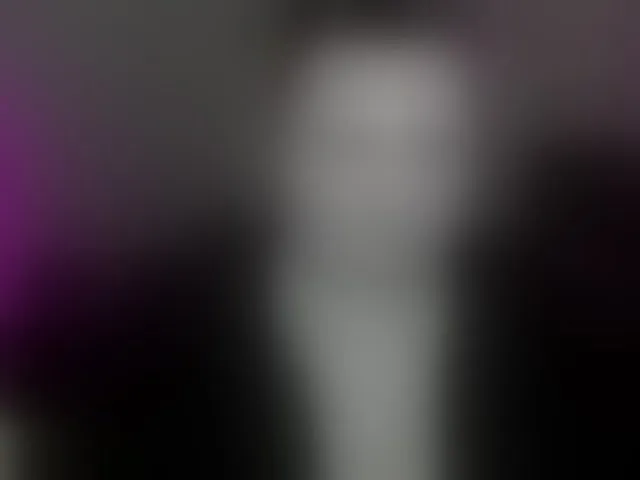 Live sex webcam photo for Aliciaredluv #293035525
