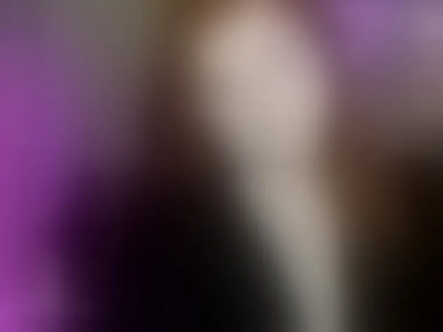 Live sex webcam photo for Aliciaredluv #293301314