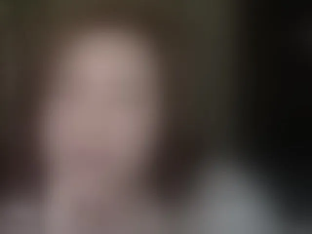 Live sex webcam photo for Aliciaredluv #293435070