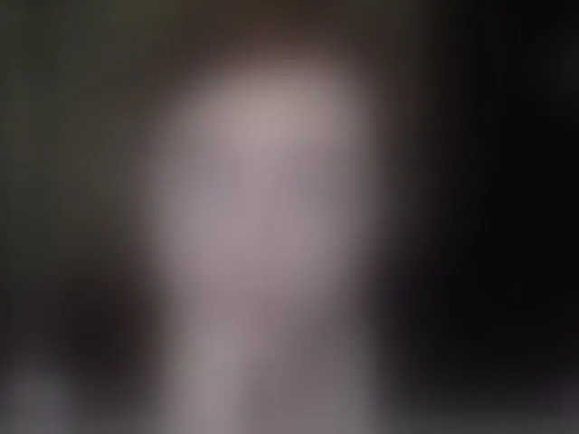 Live sex webcam photo for Aliciaredluv #293440724