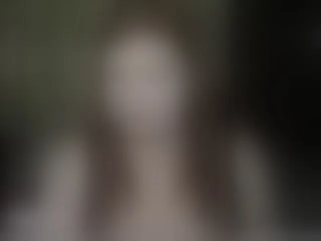 Live sex webcam photo for Aliciaredluv #293800638
