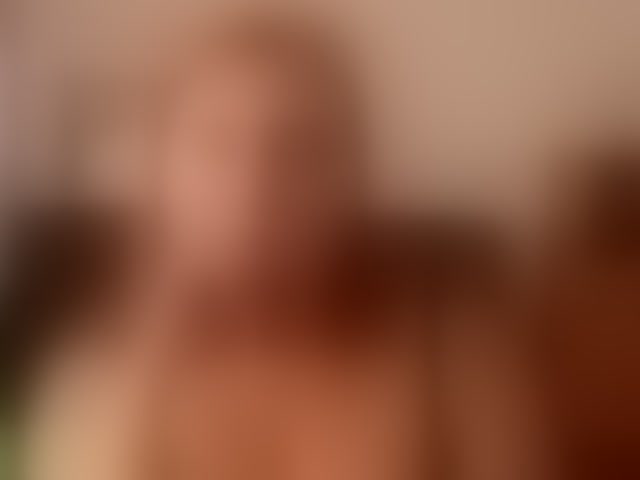 Live sex webcam photo for Aliciaredluv #294176359