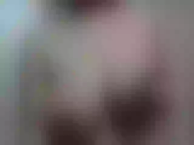 Live sex webcam photo for Alida-2 #277592075