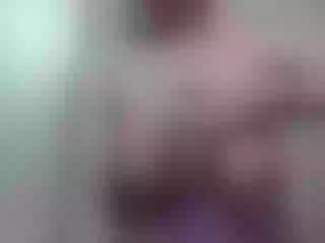 Live sex webcam photo for Alida-2 #277668345