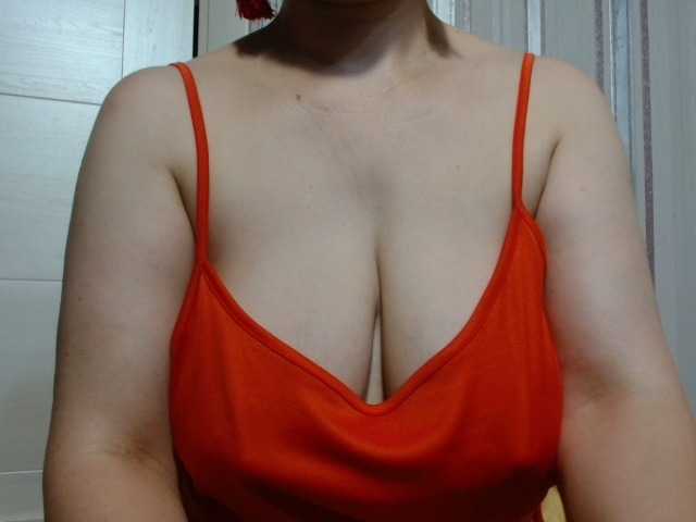 Live sex webcam photo for Alida-2 #288692655