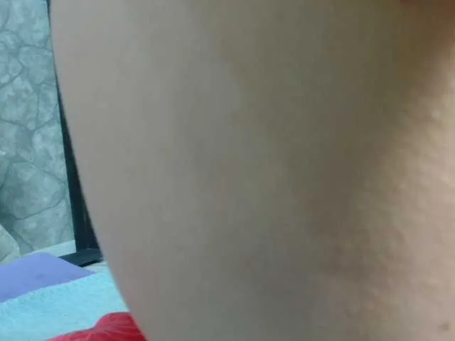 Live sex webcam photo for Alida-2 #291384519