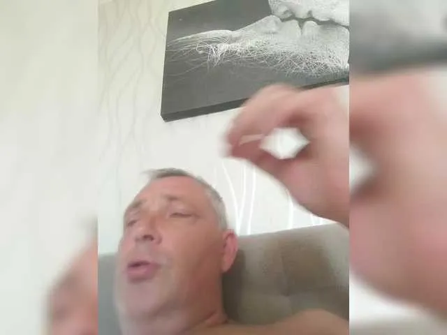 Live sex webcam photo for Aligator0453 #291628776