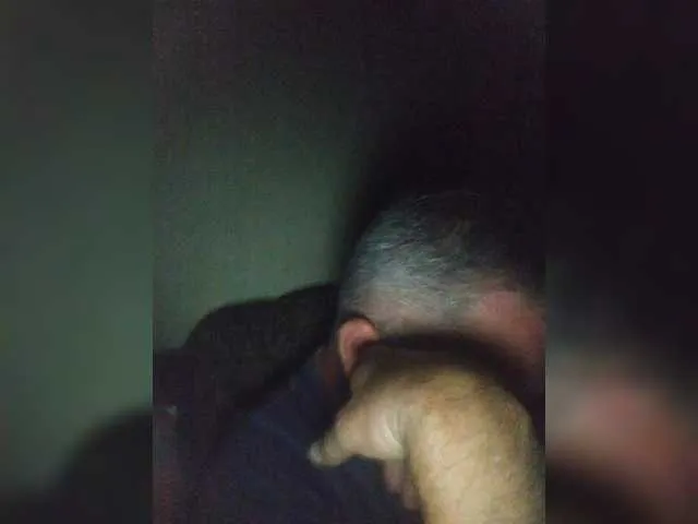 Live sex webcam photo for Aligator0453 #291722126