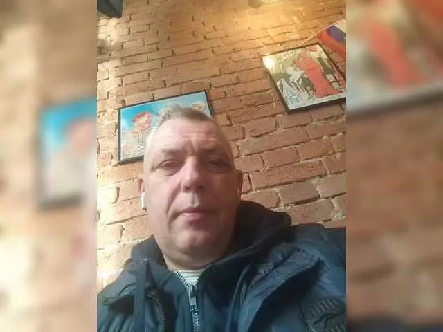 Live sex webcam photo for Aligator0453 #292195112