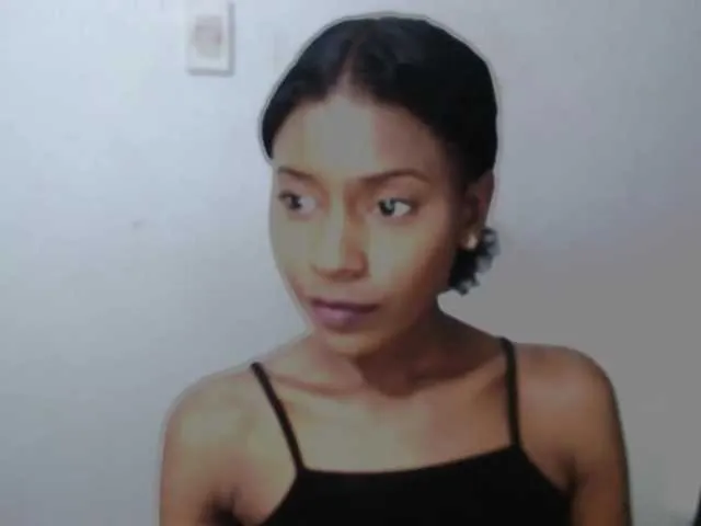 Live sex webcam photo for Aliiceelove #276211067
