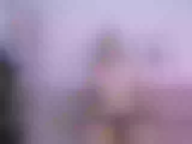 Live sex webcam photo for Aliiceyong #291018332