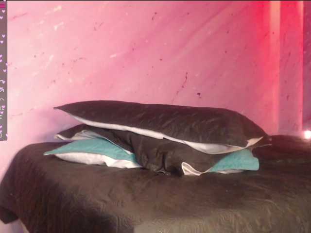 Live sex webcam photo for Aliina-card #272958392