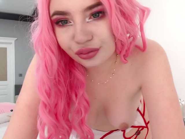 Live sex webcam photo for Aliinaxx #273938730