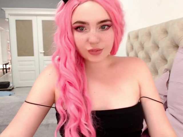 Live sex webcam photo for Aliinaxx #274267434