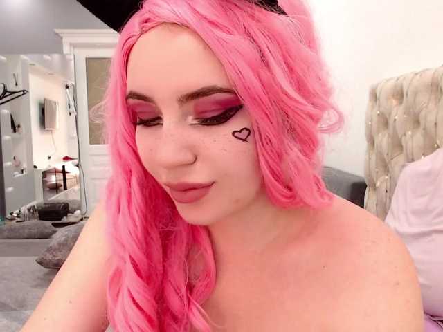 Live sex webcam photo for Aliinaxx #274448119