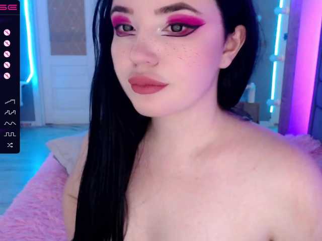 Live sex webcam photo for Aliinaxx #275486720