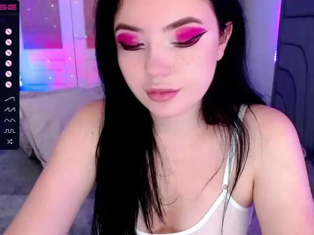 Live sex webcam photo for Aliinaxx #276026360