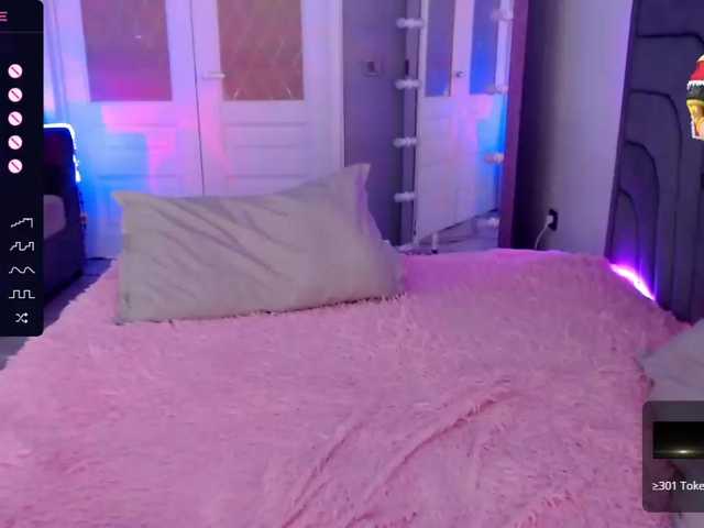 Live sex webcam photo for Aliinaxx #276239967