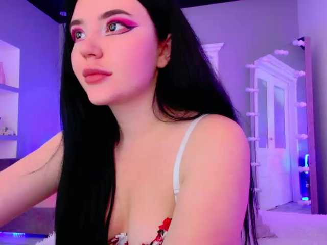 Live sex webcam photo for Aliinaxx #276282910