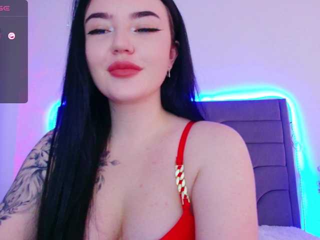 Live sex webcam photo for Aliinaxx #276750618