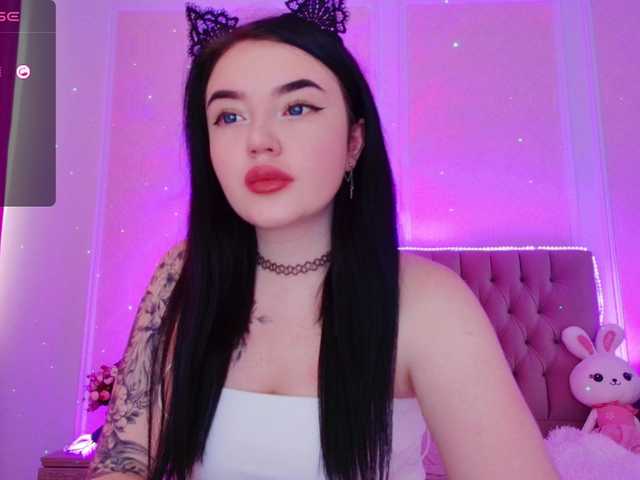 Live sex webcam photo for Aliinaxx #276856588