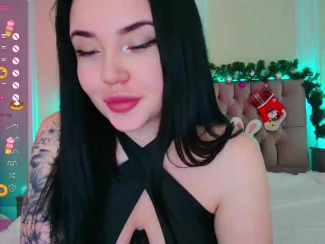 Live sex webcam photo for Aliinaxx #277185422