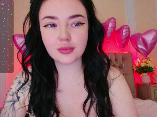 Live sex webcam photo for Aliinaxx #277386589