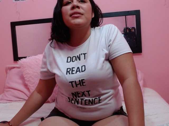 Live sex webcam photo for AliisHot #272958516