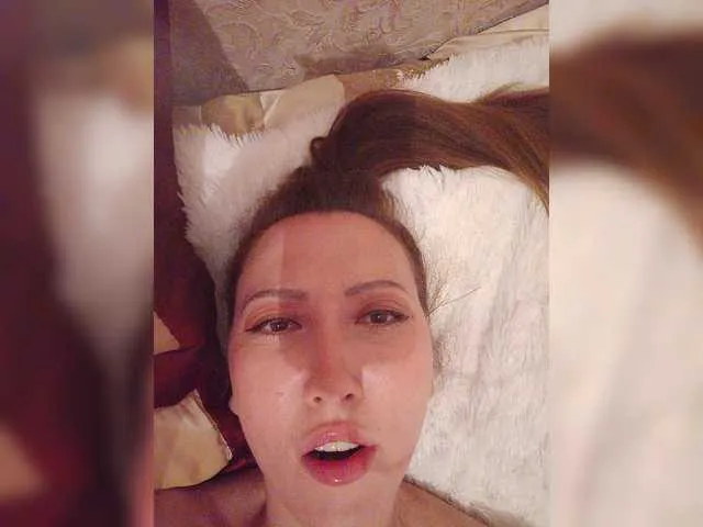 Live sex webcam photo for Alina-7799 #276471389