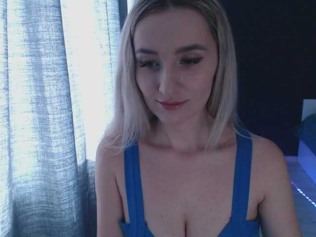 Live sex webcam photo for Alina-Lovely #272643488