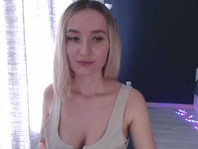Live sex webcam photo for Alina-Lovely #273436602