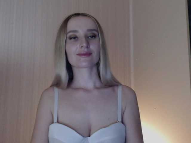 Live sex webcam photo for Alina-Lovely #276332626