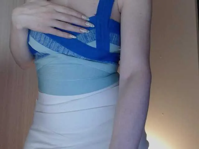 Live sex webcam photo for Alina-Lovely #278031813