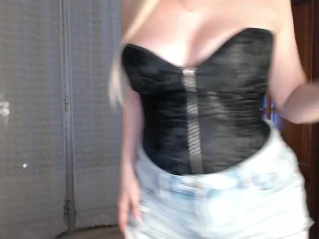 Live sex webcam photo for Alina-Lovely #292342559