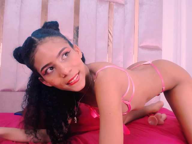 Live sex webcam photo for Alina-jacson1 #274644841