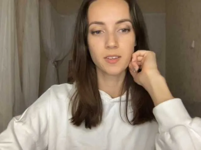 Live sex webcam photo for AlinaAp #276200445