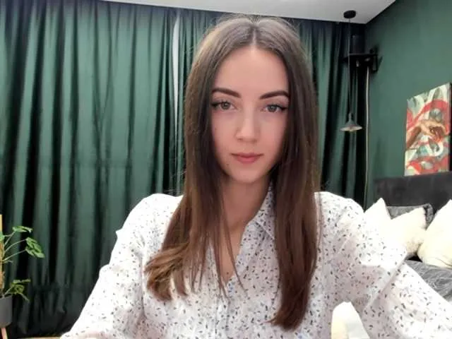 Live sex webcam photo for AlinaAp #277324426
