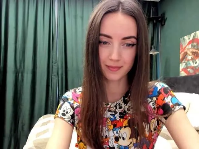 Live sex webcam photo for AlinaAp #277593831