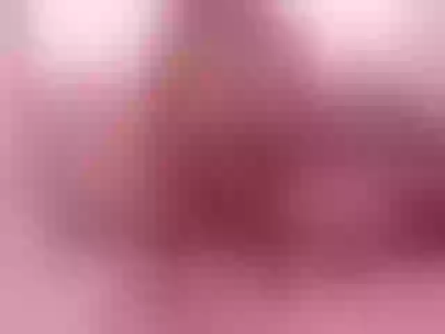 Live sex webcam photo for AlinaColeens #275502102