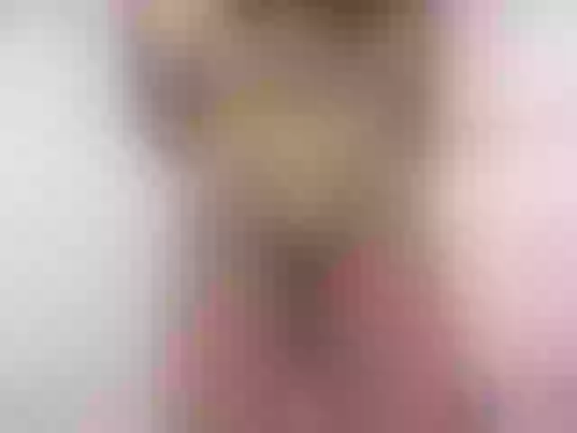 Live sex webcam photo for AlinaColeens #276924387