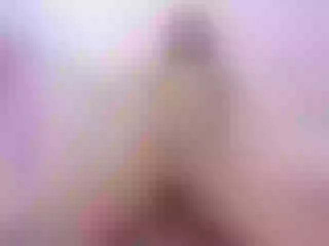 Live sex webcam photo for AlinaColeens #276965067