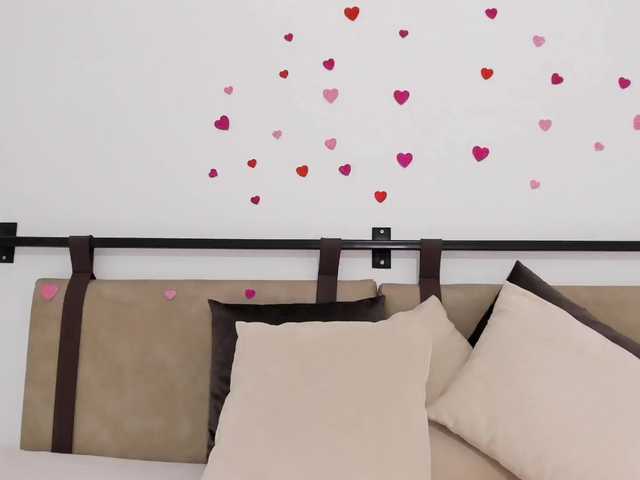 Live sex webcam photo for AlinaGarcia-mml #277358850