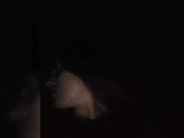 Live sex webcam photo for AlinaLili #292256625