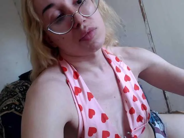 Live sex webcam photo for AlinaNichtigkeit #293930662