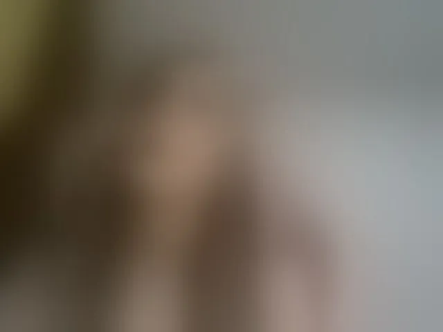 Live sex webcam photo for AlinaSvetlana #294059258