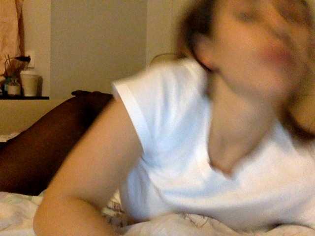 Live sex webcam photo for AlinaVigri #272964009