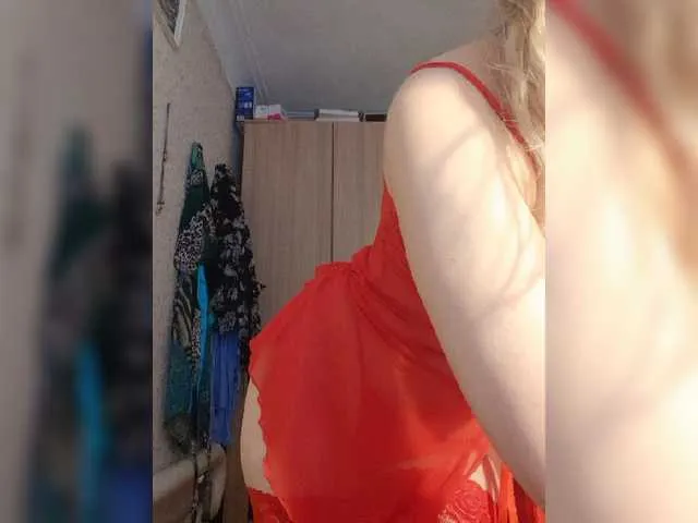 Live sex webcam photo for Alinaa #271943702