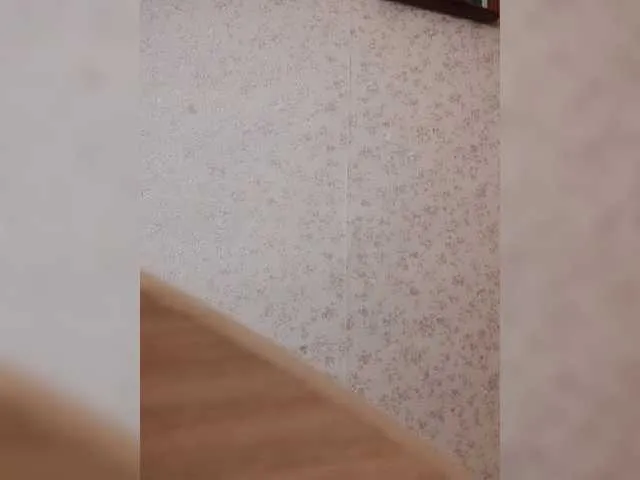 Live sex webcam photo for Alinaa #272961776