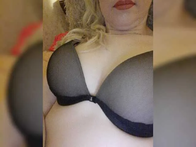 Live sex webcam photo for Alinaa #273225686