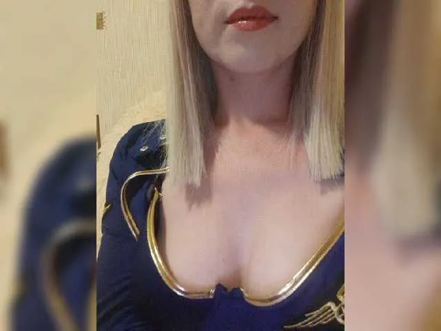 Live sex webcam photo for Alinaa #275679870